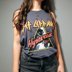 Cotton On Tops - Def Leppard Hysteria '87 Muscle Tee Cotton On Tops - Def Leppard Hysteria '87 Muscle Tee